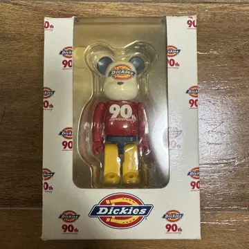 Dickies 디키즈 90주년 기념 베어브릭 피규어