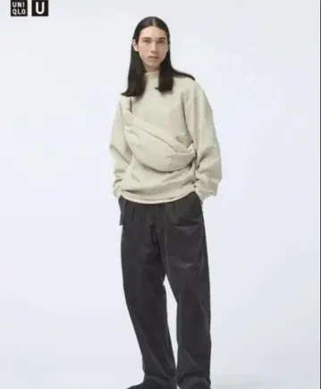 UNIQLO U 코듀로이 턱 와이드 팬츠 다크 그레이 S 사이즈