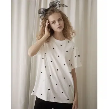 epine 에피누 heart tee white