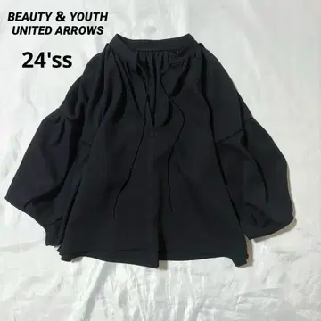 [새상품급] 유나이티드 애로우즈 24 SS V넥 볼륨 슬리브 상의