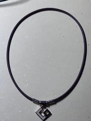 건강 목걸이 코란데스.