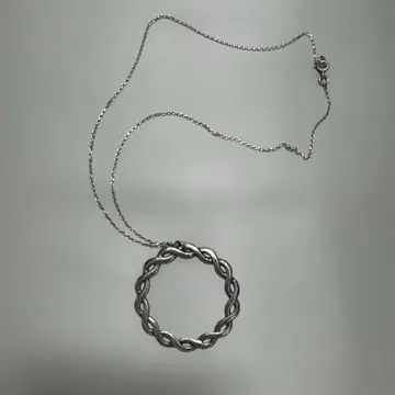 필립 오디베일 목걸이