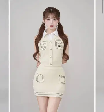 Darich 다리치 스티치 DD 로고 니트 셋업 아이보리
