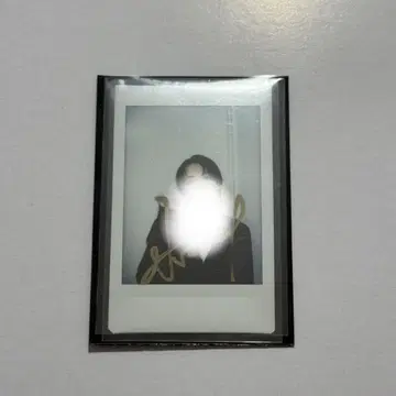 코니시 에이토 폴라로이드