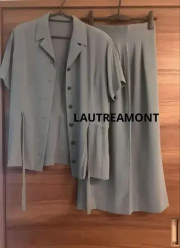 [새상품급] LAUTREAMONT 여름 셋업