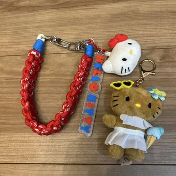 헬로키티 스트랩 봉제인형 로리즈팜
