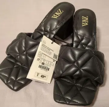 ZARA 블랙 퀼팅 샌들 37 택 포함 새상품