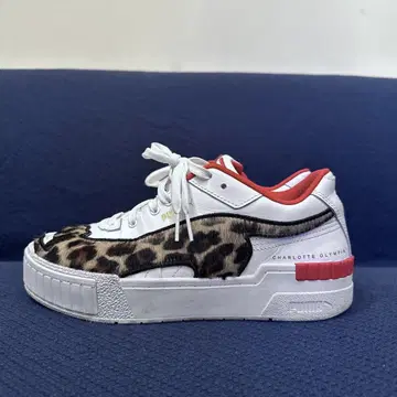 PUMA 푸마 여성용 스니커즈 25.5cm