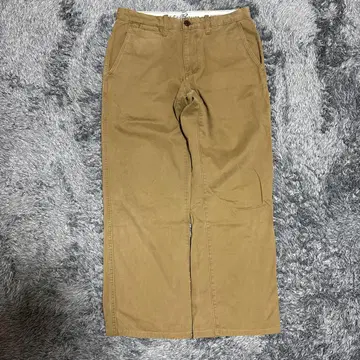 Eddie Bauer 베이지 치노 팬츠