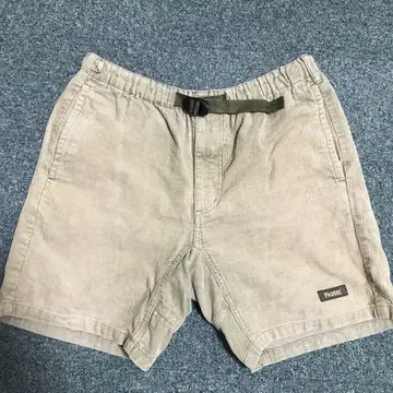 Phatee 하프 팬츠