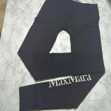 새상품 S Max Mara BASILEA 레깅스 네이비 M