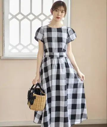 tocco 멀티 WAY 허리 리본 부착 펄 단추 블록 체크 원피스 블랙