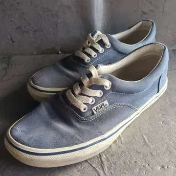 [ VANS ] 반스 (24) 86029 어센틱 스니커즈