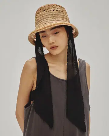 라 메종 드 릴리스 클로셰스카프 투데이풀