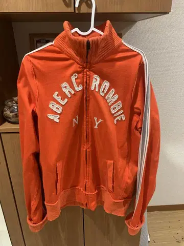 Abercrombie 오렌지 점퍼