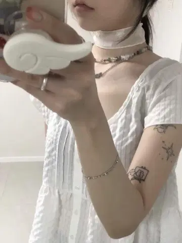 COYSEIO STAR SCARF WHITE 별 패턴 스타 스카프 화이트