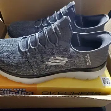 SKECHERS SLIP-INS 7.5 차콜/블랙