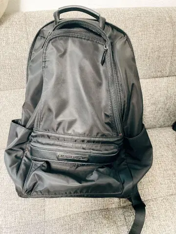 블랙 백팩
