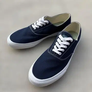 SPERRY TOP SIDER 네이비 캔버스 로우컷 스니커즈