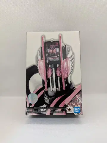 S.H.Figuarts (진골조제법) 가면라이더 디케이드 컴플리트 폼