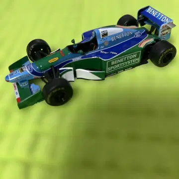 BENETTON 미니카 파랑/그린/화이트