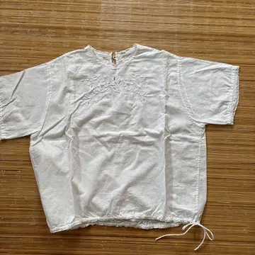 꽃 자수 블라우스