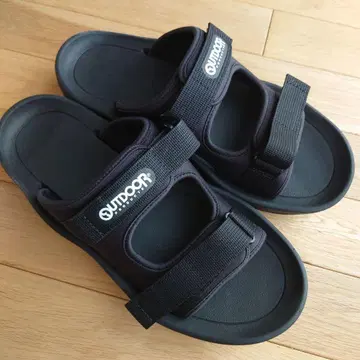 [미사용 새상품] OUTDOOR 블랙 샌들 스트랩 포함