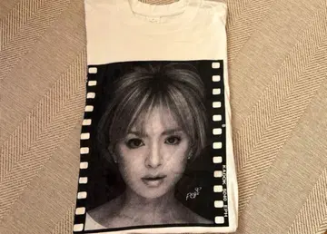 [레어] 하마사키 아유미 Ayu 흑백 필름풍 반팔 티셔츠