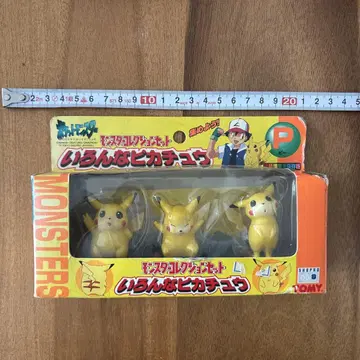 여러가지 피카츄 3체 세트 TOMY