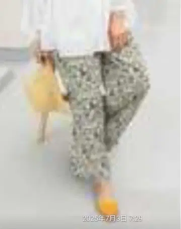 URBAN RESEARCH 도어즈 꽃무늬 와이드 팬츠