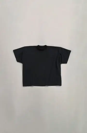 SEEMLESS DELUXE TEE
