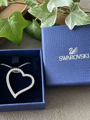 SWAROVSKI 스와로브스키 하트 목걸이