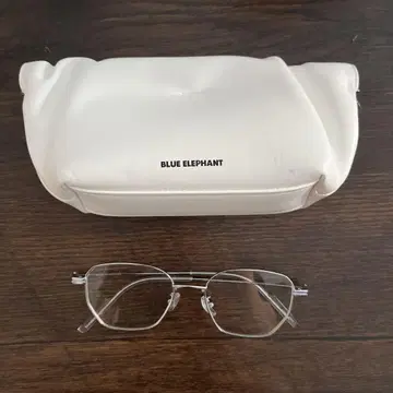 BLUEelephant 아이웨어