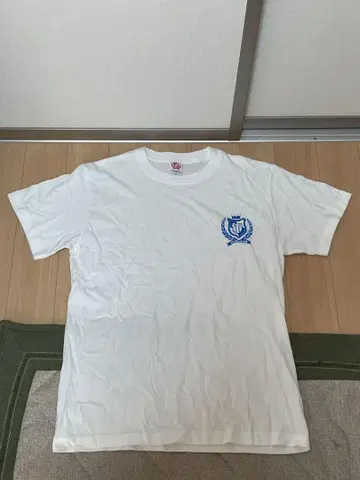 새로운 학교의 리더즈 '새로운 학교의 학교 휘장 T셔츠'