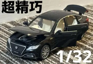 도요타 크라운 220 시리즈 블랙 1/32 도어 및 라이트 모두 작동!