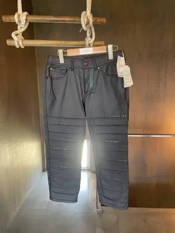 이타리야 그레이 캐주얼 팬츠 M 사이즈 새상품
