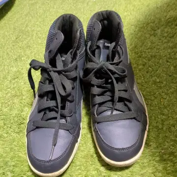 Reebok 하이컷 스니커즈 네이비