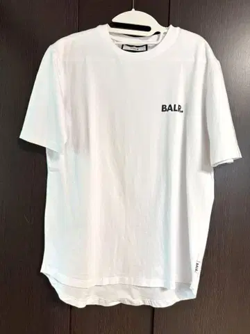 새상품급 BALR. 화이트 T셔츠 심플 로고 M