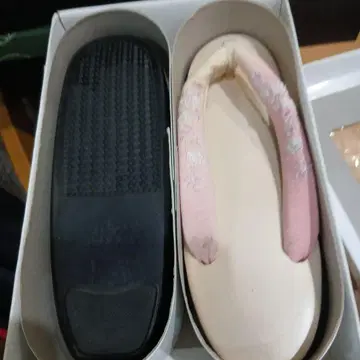 핑크 자수 조리, 일본 의류용