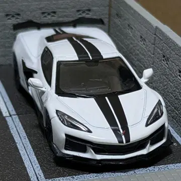 1/64 MINI GT 쉐보레 콜벳 C8