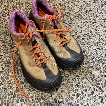 MERRELL GORE-TEX AGILITY PEAK5 26.5cm