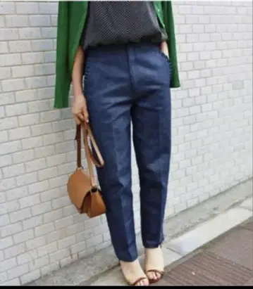 새상품급 IENA 프릴 포켓 팬츠 이에나 36 인디고