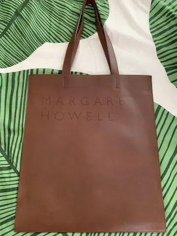 MARGARET HOWELL 브라운 토트백