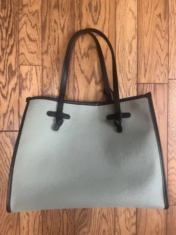 거의 새상품 GIANNI CHIARINI 토트백 모스그린 카키