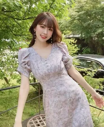 새상품급 SNIDEL SS 스나이델 바리에이션 프린트 퍼프 슬리브 원피스