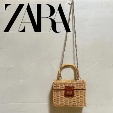 새상품급 자라 ZARA 베이지 라탄 핸드백 2way 카고백