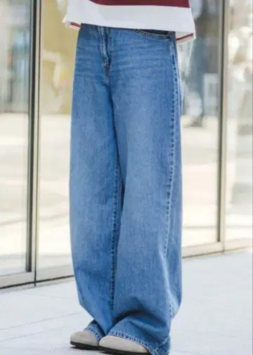 미사용품 Levi's/리바이스 신치 배기 청바지