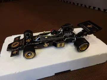 1/18 로터스 72D #8 Emerson Fittipaldi