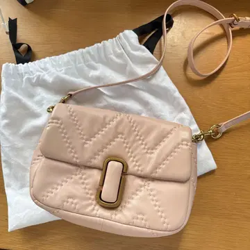 마크 제이콥스 퀼팅 숄더백
