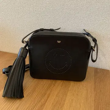 안야 힌드마치 숄더백 이세탄